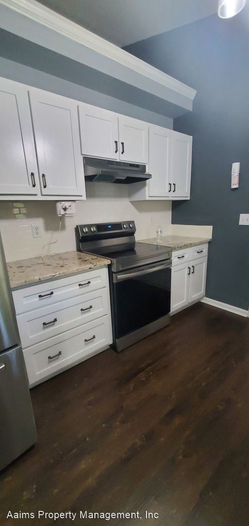 Building Photo - 4 br, 2 bath House - 272 Coachman Way