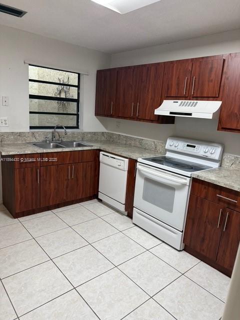 Foto del edificio - 6845 NW 169th St