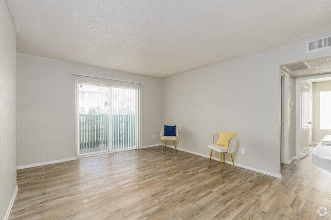 Interior Photo - Rock Island Apartments
