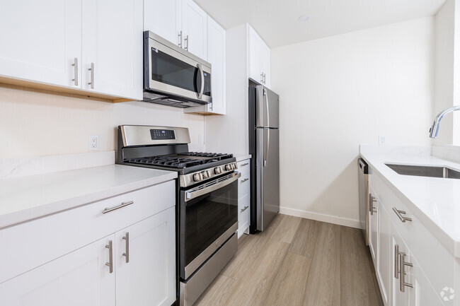 Interior Photo - 3761 Harrison Street Apartments