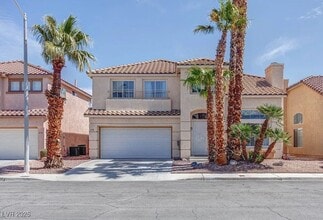 Building Photo - 270 Fairbrook Dr