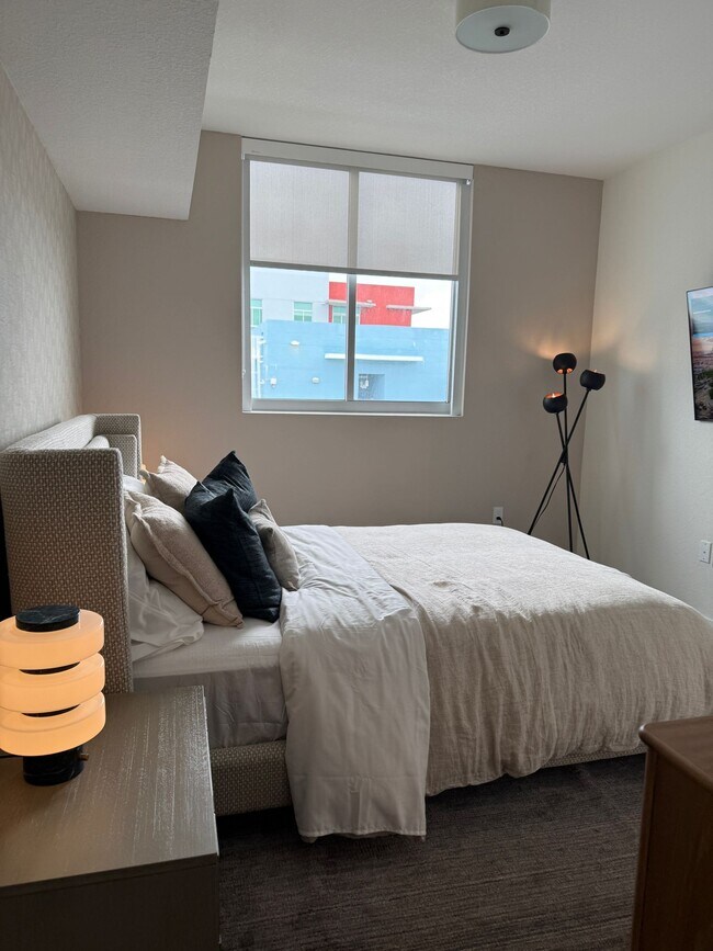 Building Photo - 10743 NW 78th Ter