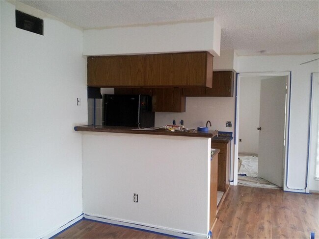 Building Photo - 2750 Holly Hall St