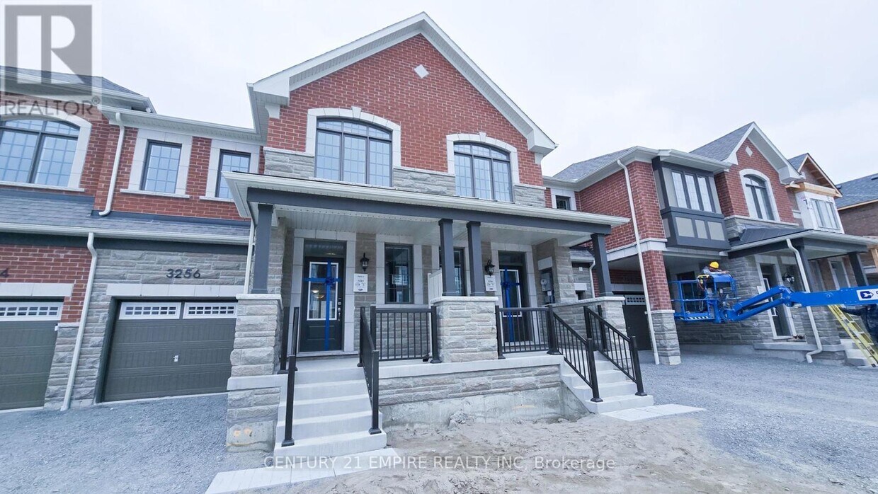 Primary Photo - 3256 Brigadier Ave