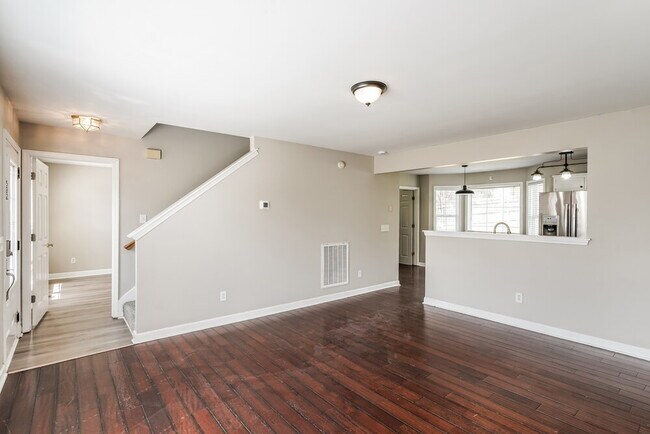 Foto del edificio - 2800 Overton Dr