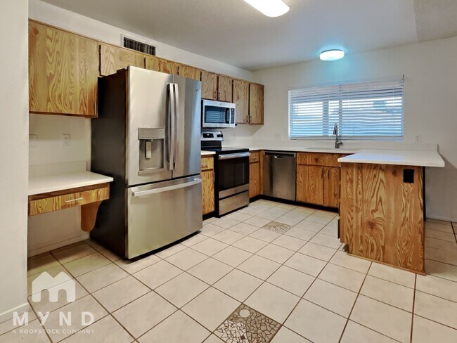 Foto del edificio - 7165 W Osborn Rd