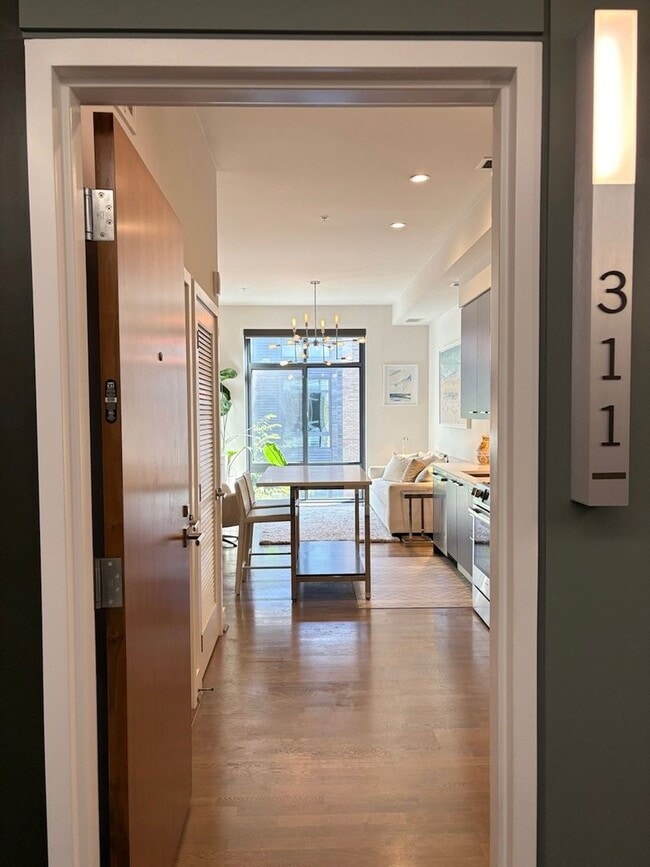 Building Photo - Southwest Water Front One Bedroom W/All Am...