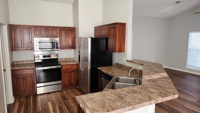 Foto del edificio - 5510 Underwood Cove