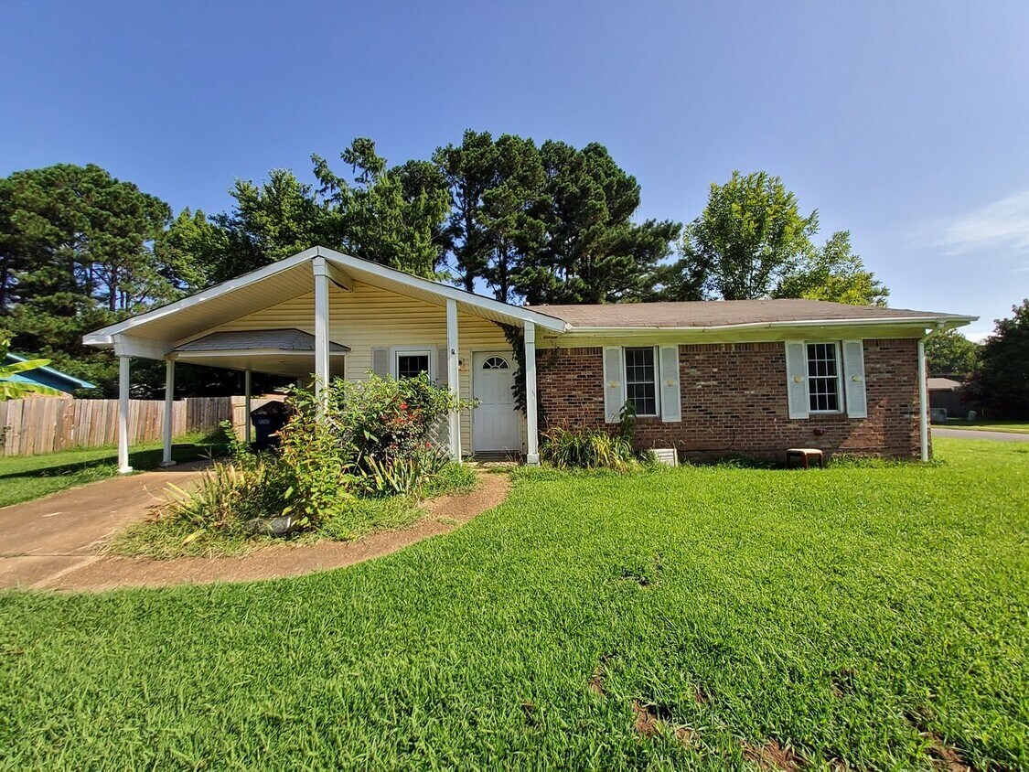 Foto principal - 5138 Haynes Dr