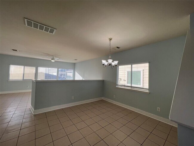 Building Photo - 20639 Sycamore Crest Ln
