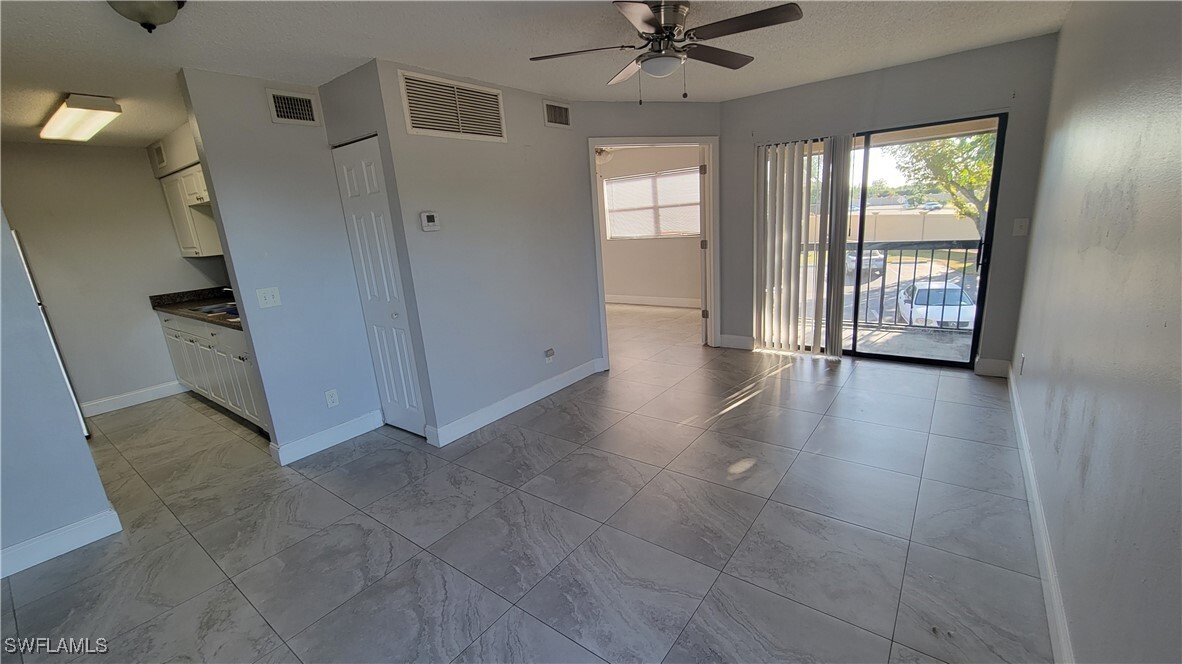 Foto principal - 5325 Summerlin Rd