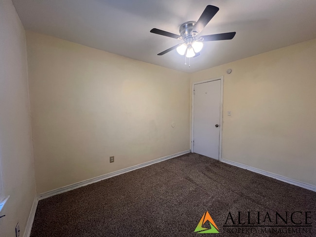 Foto del edificio - Cozy Home with Easy Access to Ft. Riley Blvd!