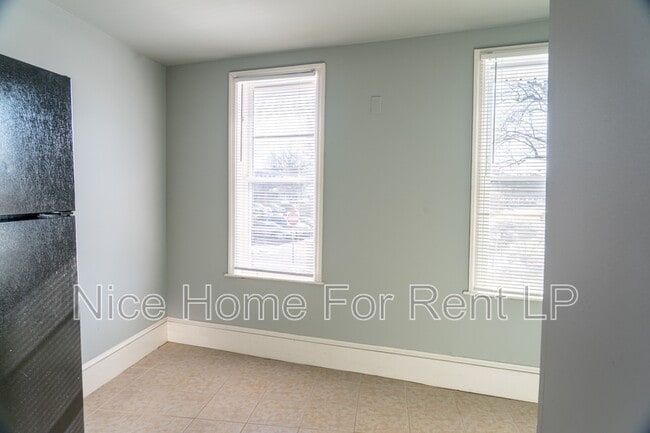 Building Photo - 26 Pitman Ave