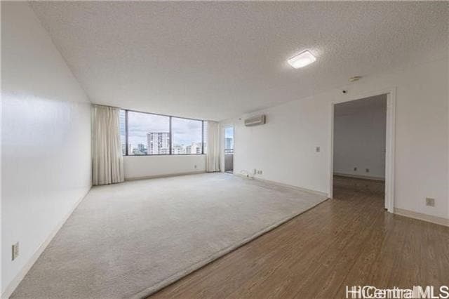 Building Photo - 1251 Heulu St