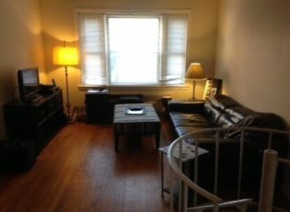 Sala de estar - 1510 N Harlem Ave