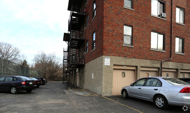 Foto del edificio - 2805 Digby Ave