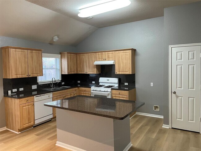 Foto del edificio - 11408 Shoal Creek Dr