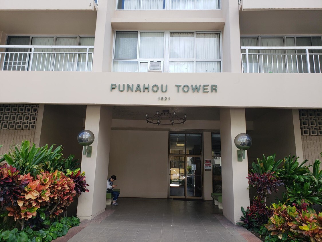 1621 Dole St, Honolulu, HI 96822 Apartments in Honolulu, HI