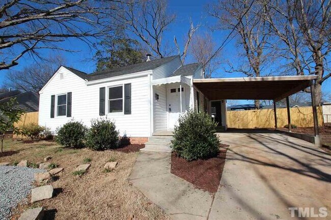 Foto del edificio - Updated single-family home in downtown Raleigh