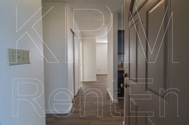 Foto del edificio - 8413 Neubourg Dr