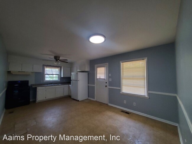 Building Photo - 3 br, 1 bath House - 1933 Westhill Drive