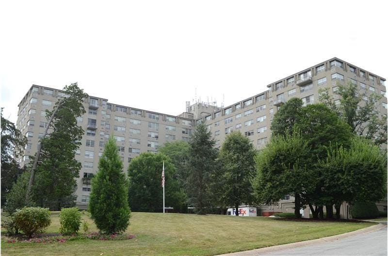 1030 E Lancaster Ave Unit 421, Bryn Mawr, PA 19010 Room for Rent in