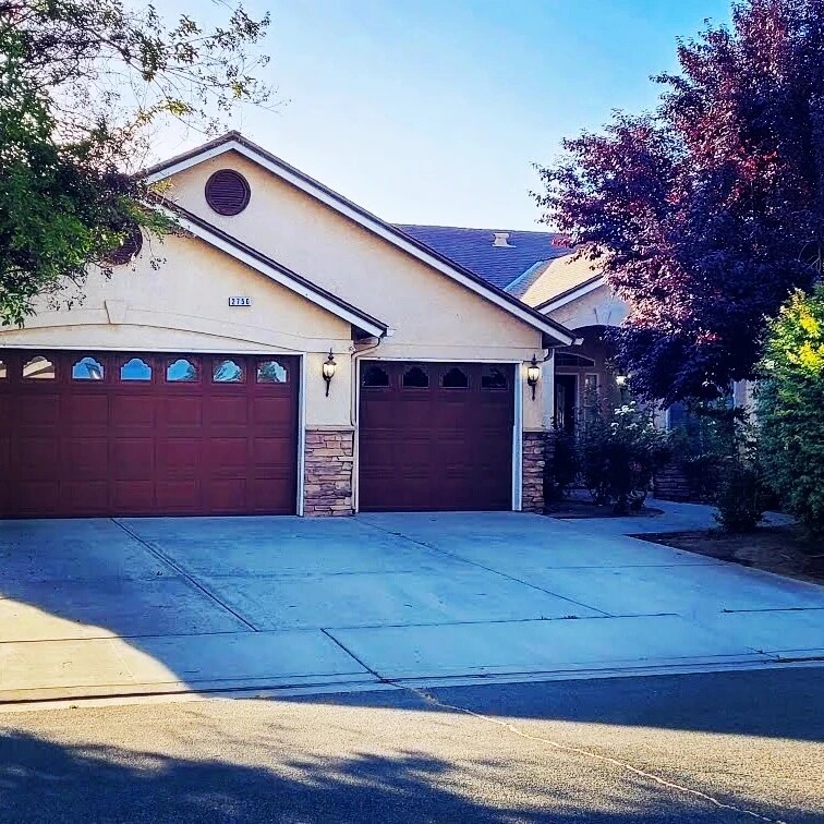 2750 25th Ave, Kingsburg, CA 93631 House for Rent in Kingsburg, CA