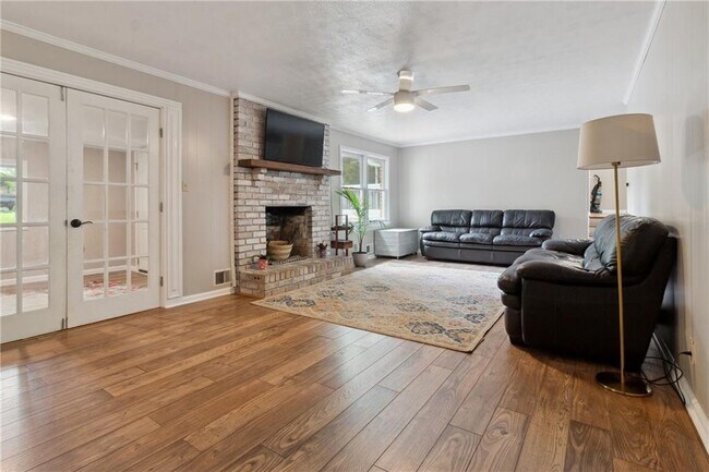 Building Photo - 3925 Chicamauga Dr