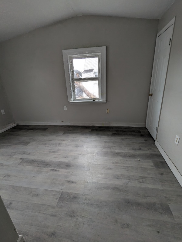 Building Photo - 14 Lathrop St