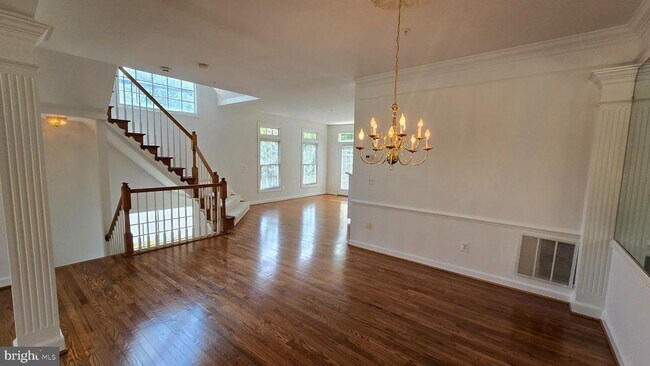 Building Photo - 8021 Kidwell Town Ct