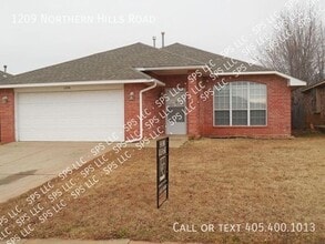 Building Photo - 1209 Northern Hills Rd