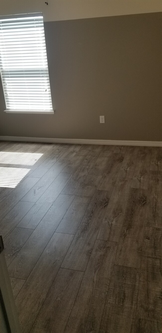 Foto del edificio - 1860 Soldiers Pass