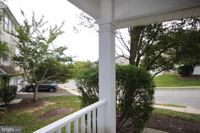 Foto del edificio - 407 Fort Hill Cir