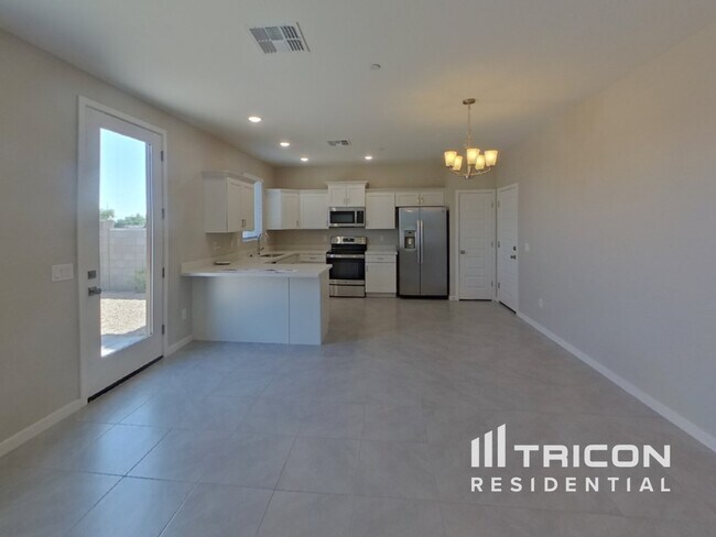 Building Photo - 4543 E Gary Street Mesa AZ