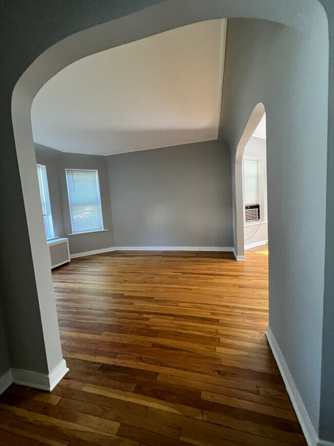 Living room - 4718 N Laramie Ave