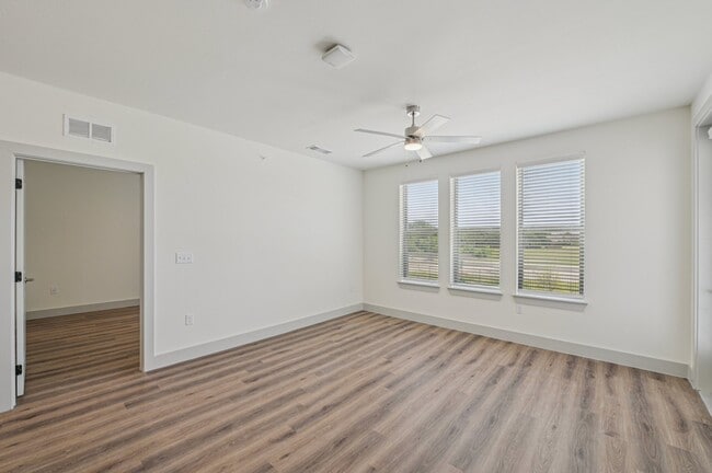 Building Photo - Soltra Firewheel
