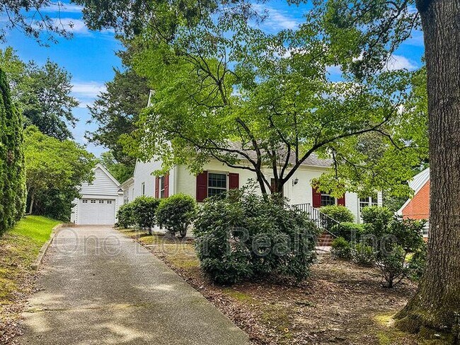 Foto del edificio - 209 Indian Springs Rd