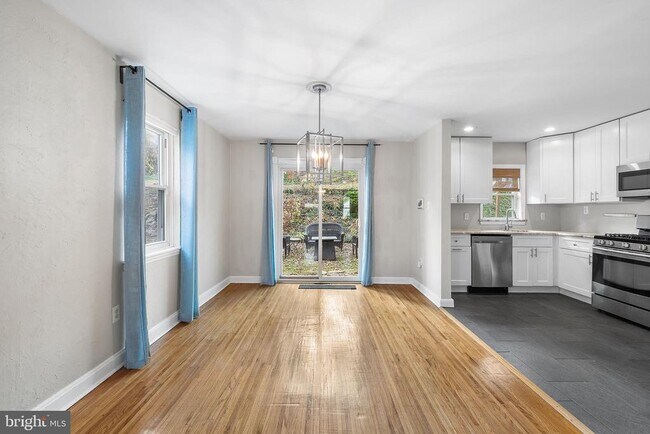 Foto del edificio - 630 Naylors Run Rd