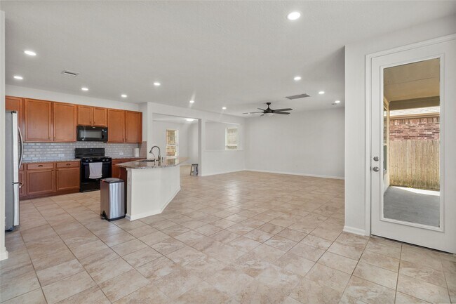 Building Photo - 22230 Wave Hill Ln