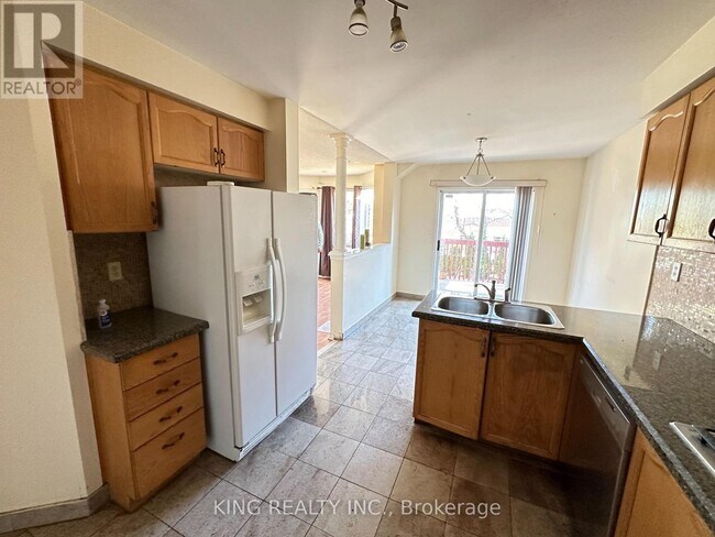 Building Photo - 77 Forestgrove Cir