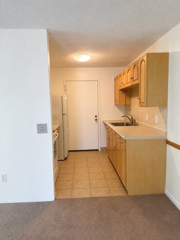 Foto del edificio - 50 Village Brook Ln