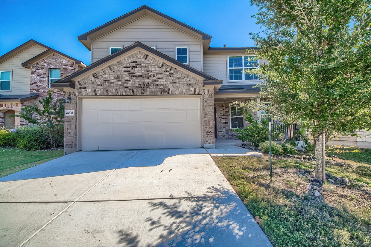 Stunning 4 bedroom offering 50% off the fi... - Stunning 4 bedroom offering 50% off the fi...