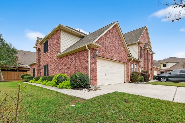 Foto del edificio - 1408 S Friendswood Dr