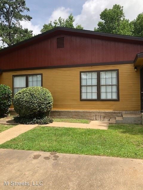 Primary Photo - 723-740 Vicki Dr