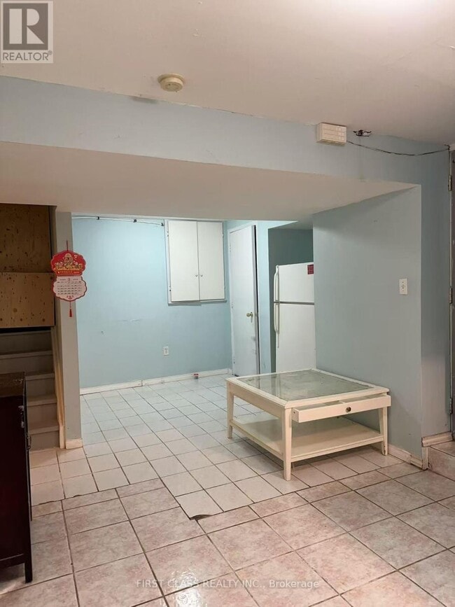 Building Photo - 18 Angela Ct