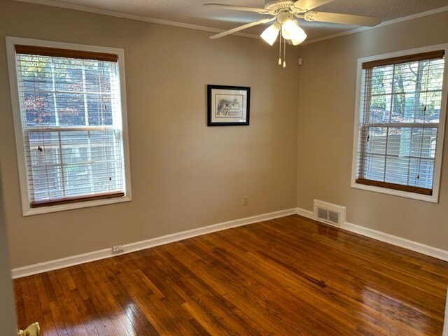 Foto del edificio - 1161 Cascade Rd SW