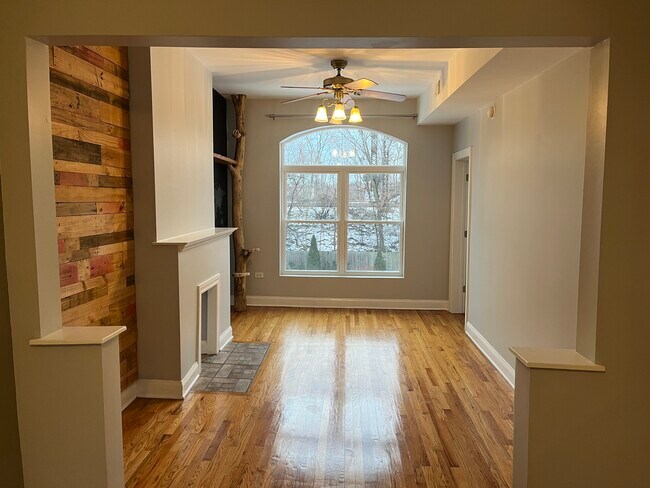 Foto del edificio - 6444 S Dorchester Ave