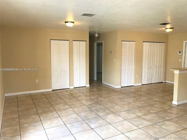 Building Photo - 3 br, 2 bath House - 9051 NW 20th Ave