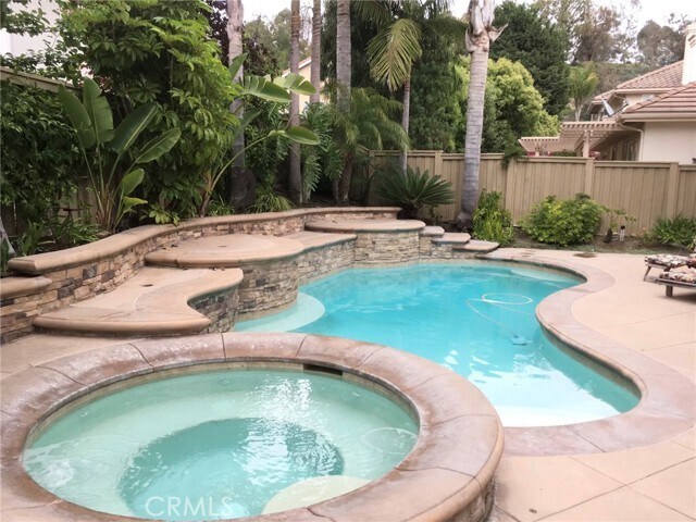 Foto del edificio - 906 Rio Lindo