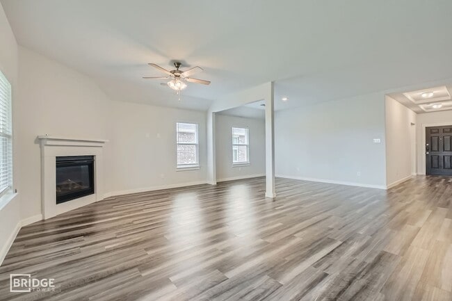 Building Photo - 8928 Prairie Dawn Dr